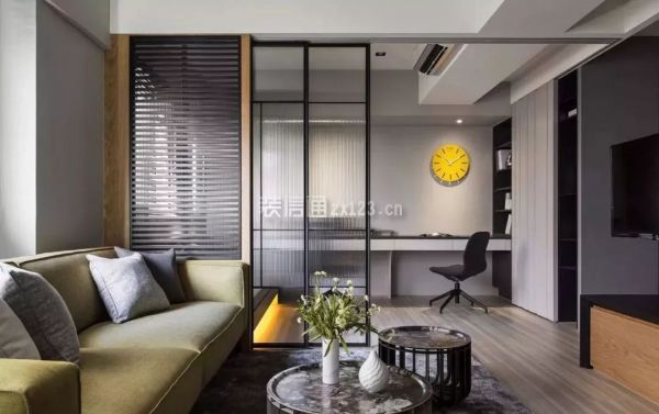 小户型客厅怎么布置?7种布置方案,小客厅也能显大气!(图5) 客厅隔断装修效果图