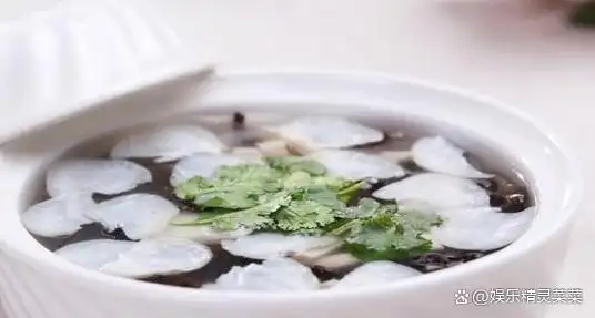 鲁菜十大经典菜肴_鲁菜图片高清_山东特色美食推荐