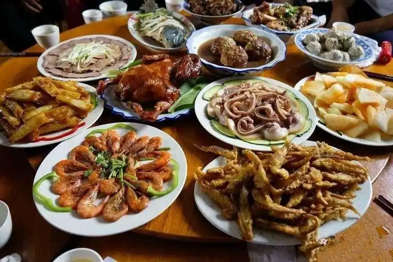 鲁菜图片高清_山东鲁菜经典菜系_一品豆腐葱爆海参糖醋里脊