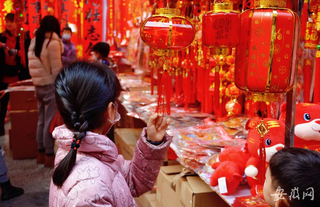 城隍庙附近春节氛围_合肥城隍庙小吃_合肥市城隍庙年货街