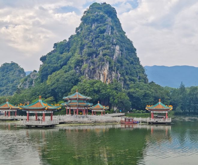 肇庆七星岩旅游攻略_肇庆七星岩景点介绍_肇庆七星岩美食
