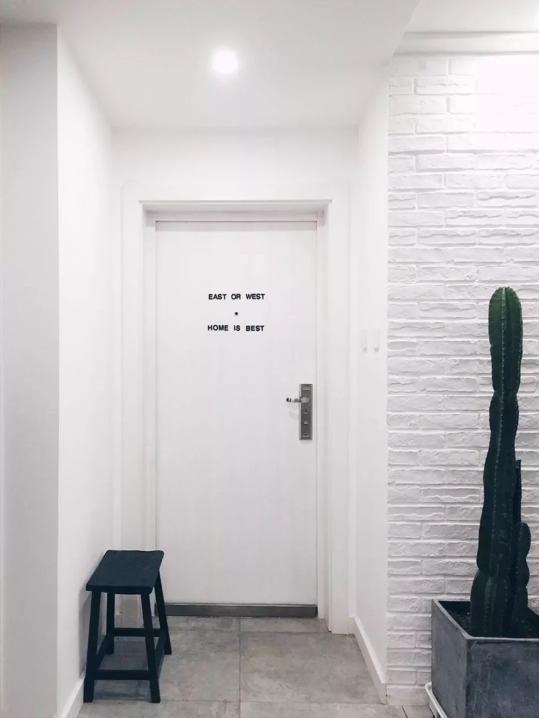 入户大门选购技巧_室内门选择搭配方案_更换卫生间门玻璃