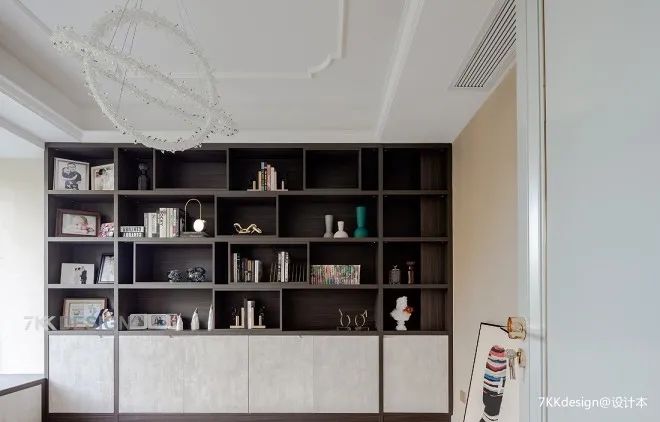 上海480㎡豪宅,私家电梯+影音室+游乐园,等我有了别墅也要这样装(图63) 90房子装修设计效果图_品质生活_别墅设计