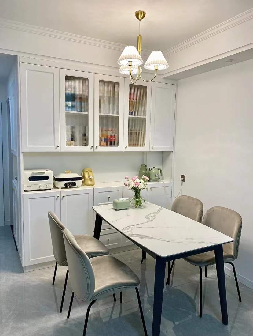 90房子装修设计效果图_安徽90后夫妻收纳装修_83㎡全屋打满柜子收纳教科书