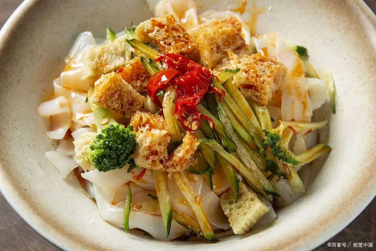 陕西美食排行榜,你吃过几样?(图3) 陕西美食_陕西特色美食小吃_肉夹馍羊肉泡馍