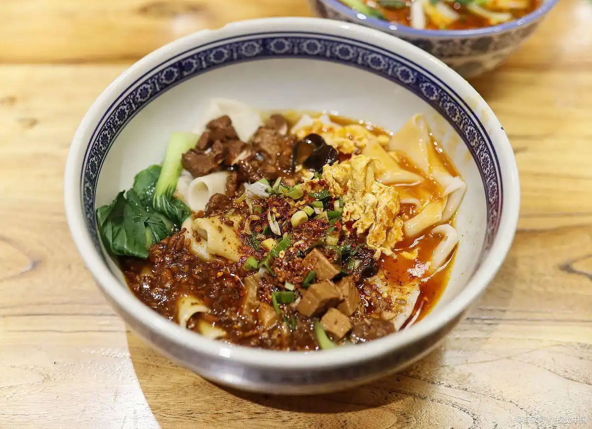 陕西美食排行榜,你吃过几样?(图6) 陕西特色美食小吃_陕西美食_肉夹馍羊肉泡馍