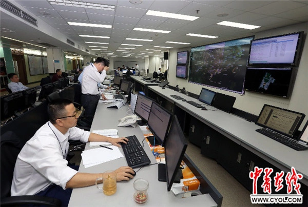 南航自主研发飞机监控系统_机务维修系统_飞机远程诊断实时跟踪系统