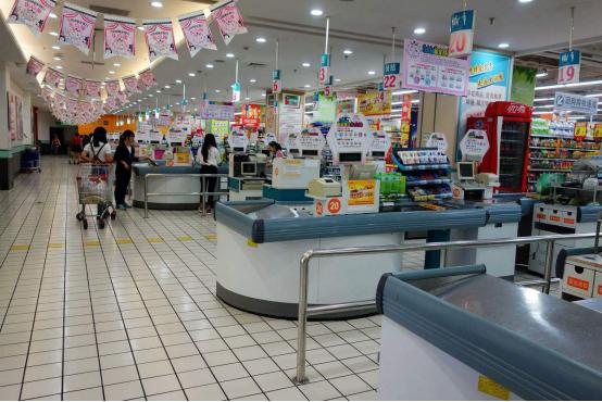 超市收银员工资_超市收银员工作内容_超市收银员薪资待遇