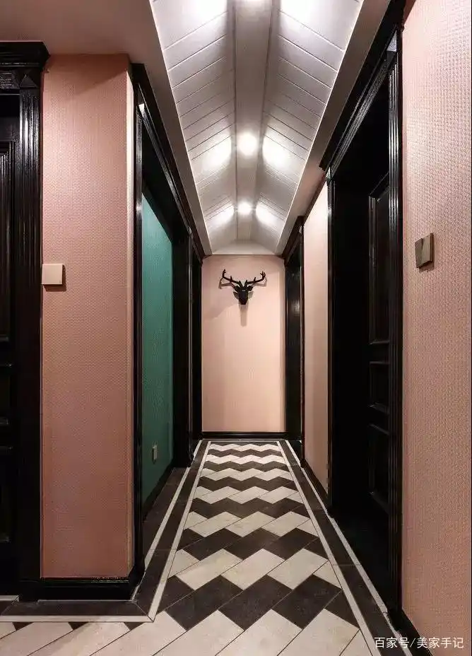 创意瓷砖装饰案例_瓷砖怎么做拼花_高级瓷砖铺贴方法