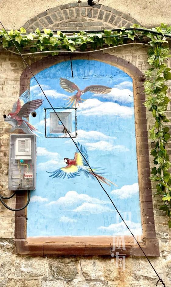 美“画”威海!(图1) 新威附路艺术街区_个性墙面涂鸦图片大全_威海彩绘街道