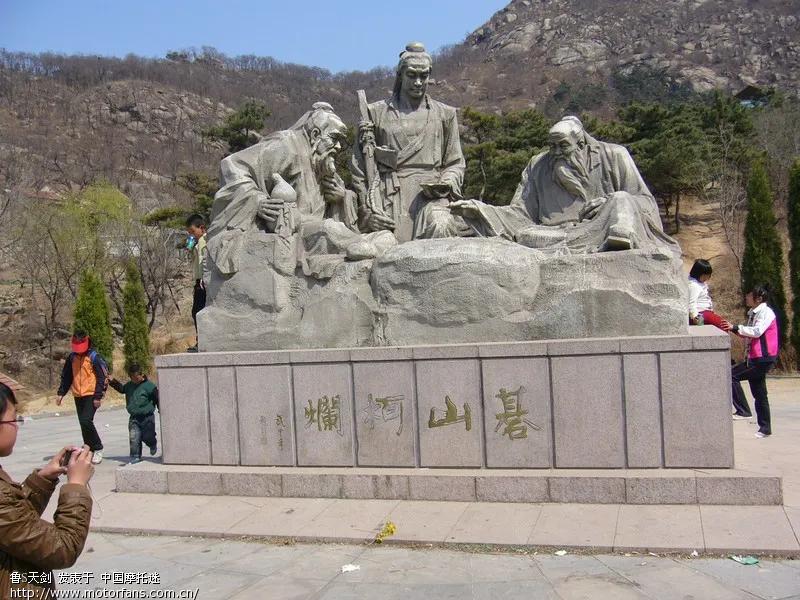 舌尖上的莱芜——莱芜炒鸡(图3) 夹岭炒鸡历史_莱芜美食推荐_莱芜炒鸡做法