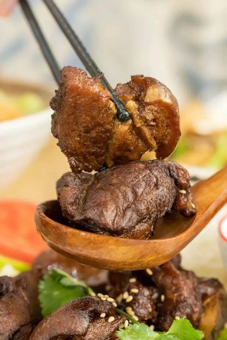 赞爆!彩虹般的广州地铁!附4大站点美食地图,快跟着一站站打卡!(图18) 广州地铁各线路特色站点_广州地铁4号线美食_广州地铁线路颜色