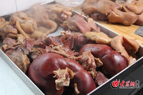 5.鄂庄肴肉:40年熬煮见真味(图1) 莱芜黑猪 猪头肉 烹饪方法_莱芜美食推荐