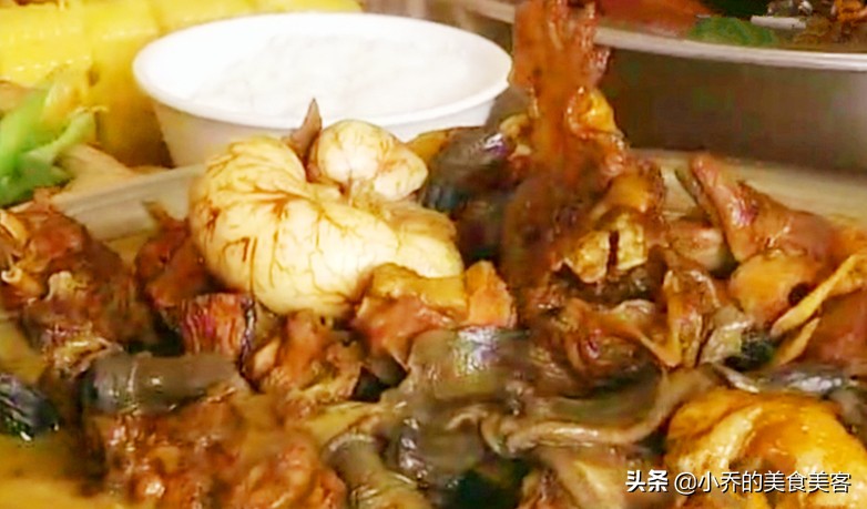 山东炒鸡界三强,枣庄辣子鸡、临沂炒鸡、莱芜炒鸡,哪家最好吃?(图4) 枣庄辣子鸡特点_莱芜美食推荐_山东炒鸡做法