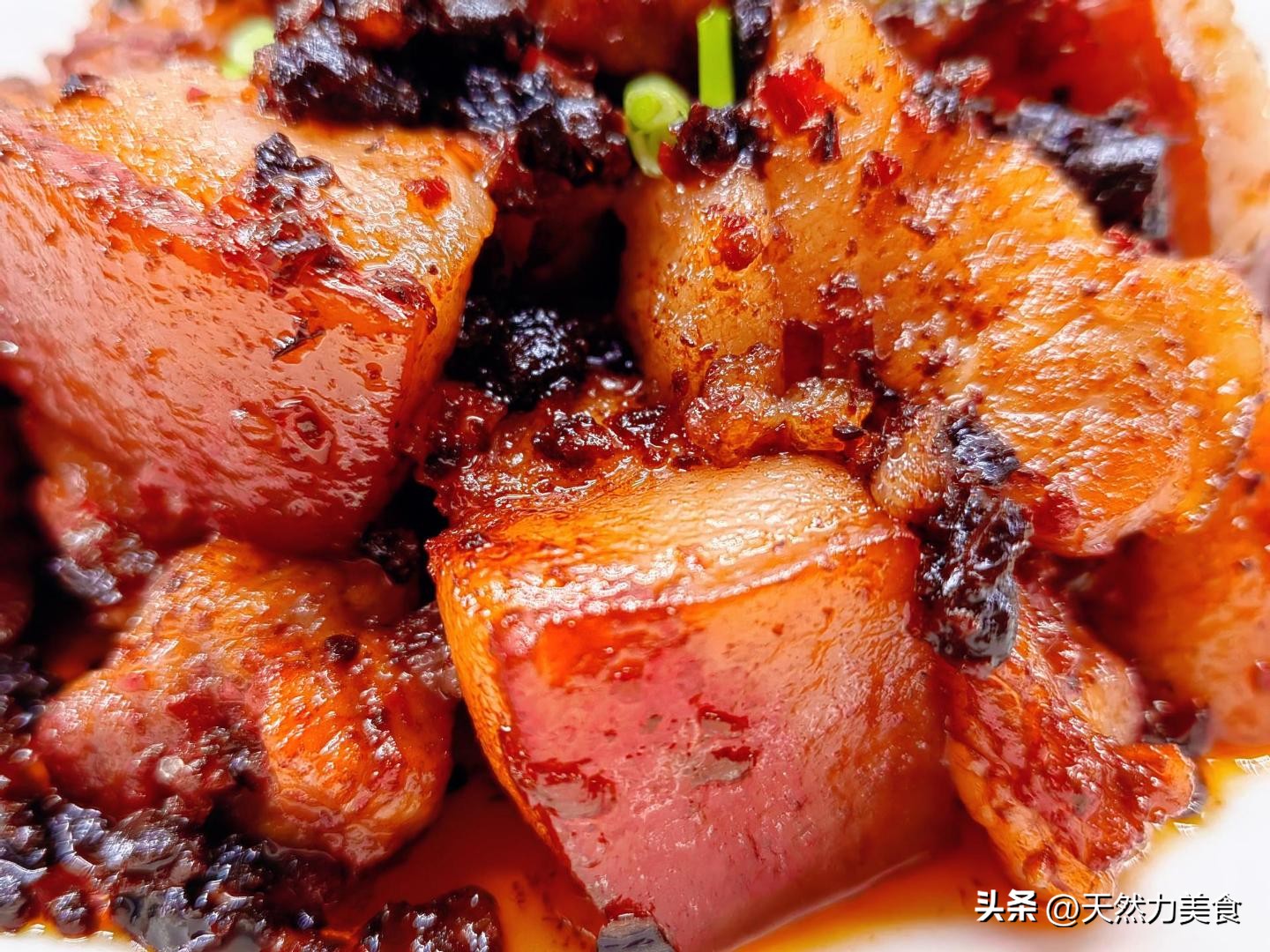 10分钟搞定豉香红烧肉!不加一滴水,软烂不腻,懒人必学(图12) 红烧肉属于哪个菜系_红烧肉高压锅做法_10分钟豉香红烧肉教程