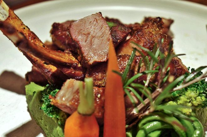 有一种喜欢叫一起吃饭,尤其钟意这份果木烤牛扒(图17) 果木牛扒的做法_果木牛扒厦门银泰店_钟意牛扒厦门店