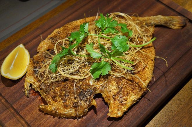 有一种喜欢叫一起吃饭,尤其钟意这份果木烤牛扒(图23) 果木牛扒的做法_钟意牛扒厦门店_果木牛扒厦门银泰店