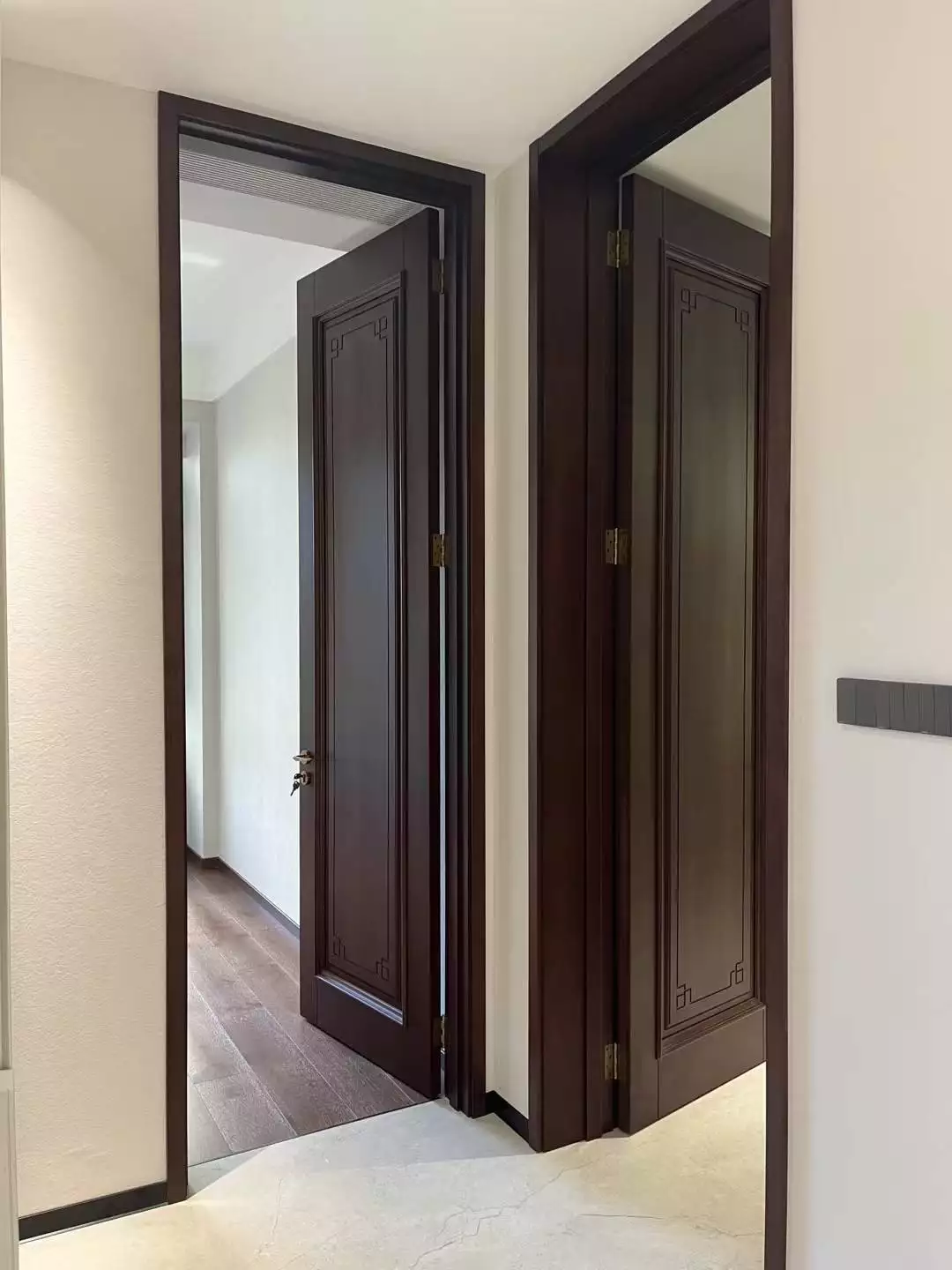 复合门价格一般多少钱_装修选木门_实木复合门选购指南