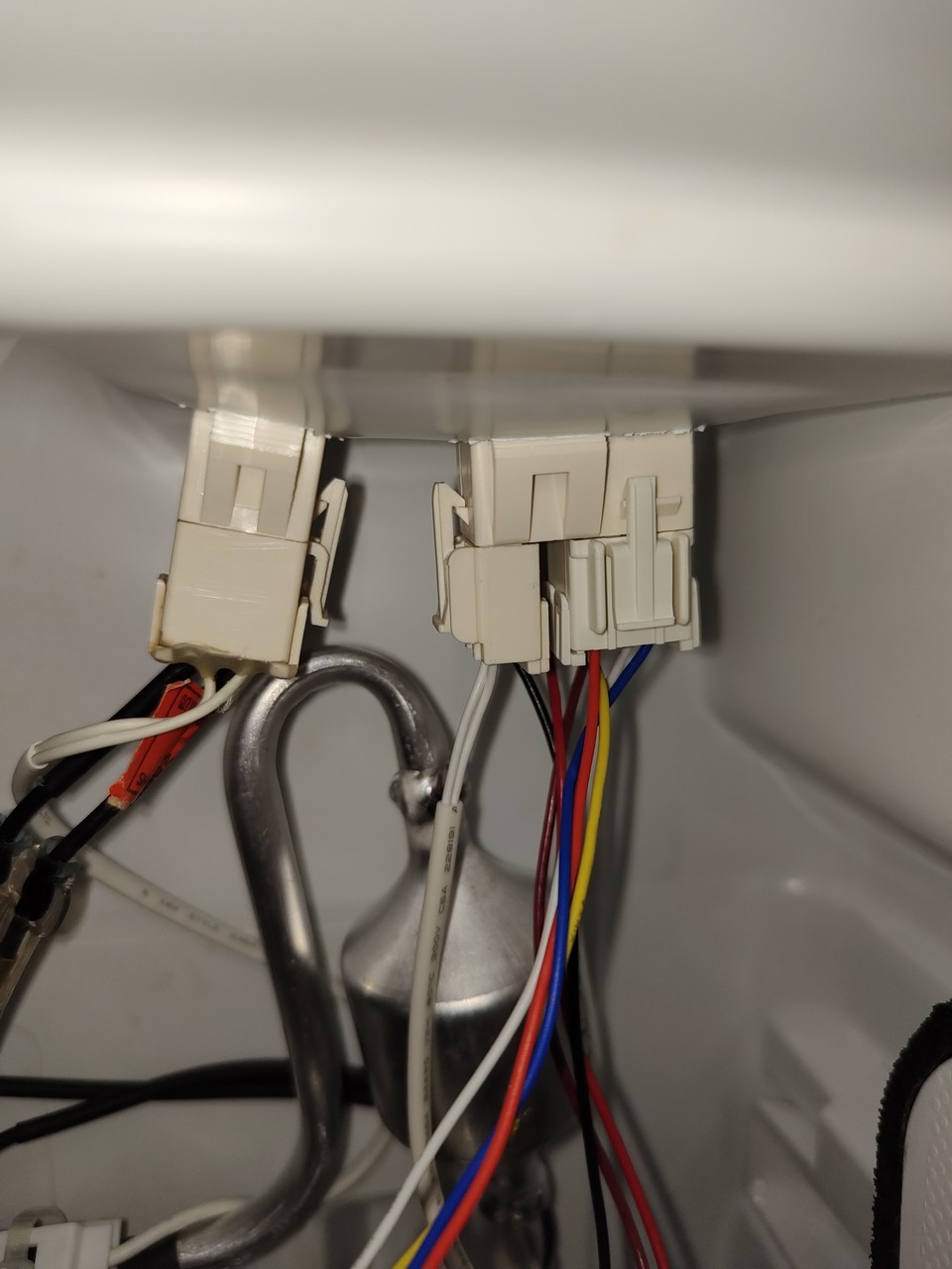 松下冰箱维修电话_美的冰箱冷藏温度过低_风冷冰箱冷冻区结霜维修