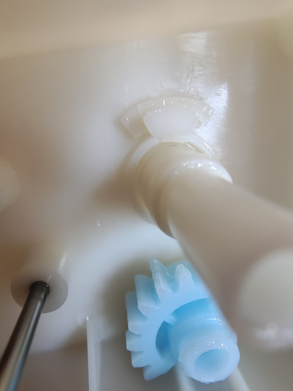 松下冰箱维修电话_风冷冰箱冷冻区结霜维修_美的冰箱冷藏温度过低