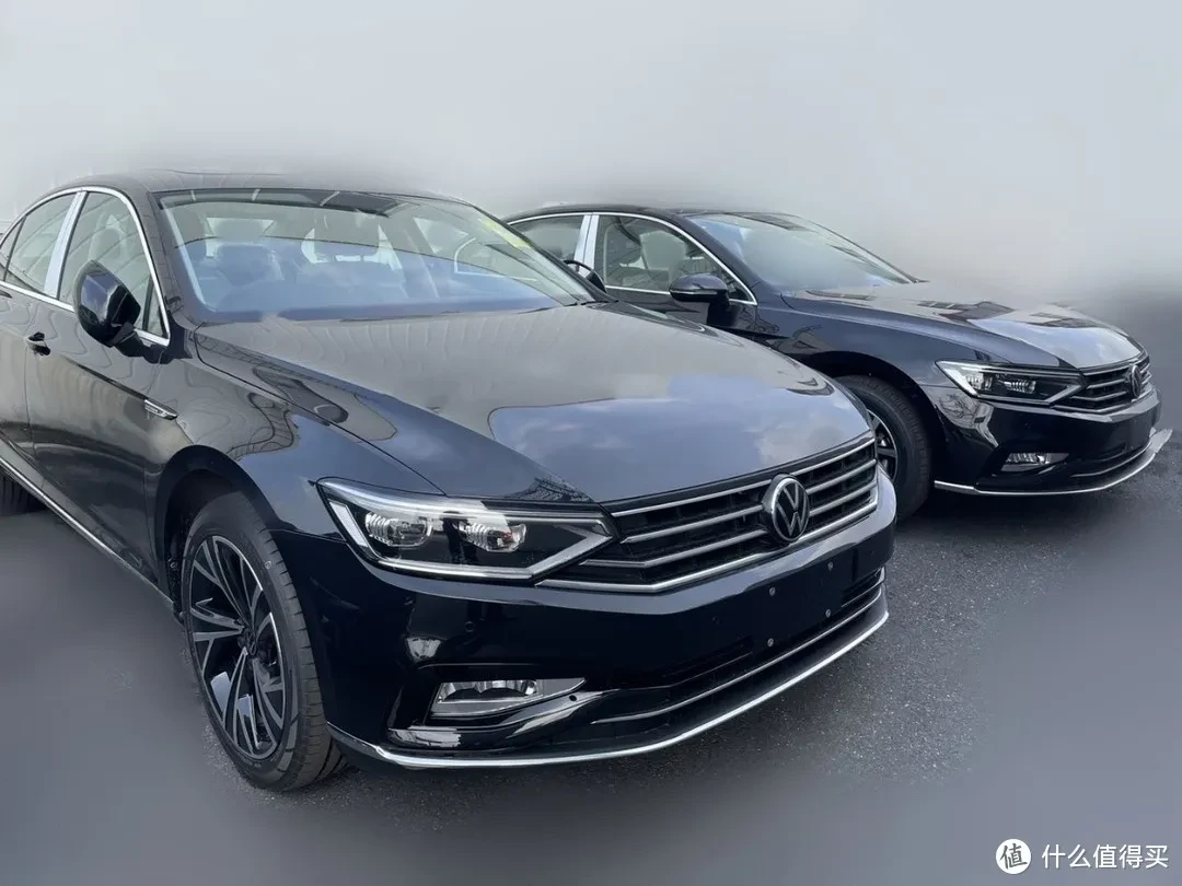 迈腾购车用户画像_能否更换蓝驱版迈腾后备箱_迈腾销量配置颜色