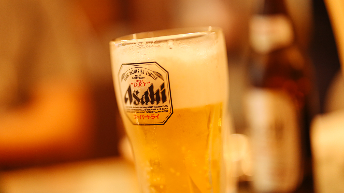 佳能最新镜头_RF 50mm F1.2L USM暗光室内拍摄表现_佳能RF 50mm F1.2L USM全开光圈画质
