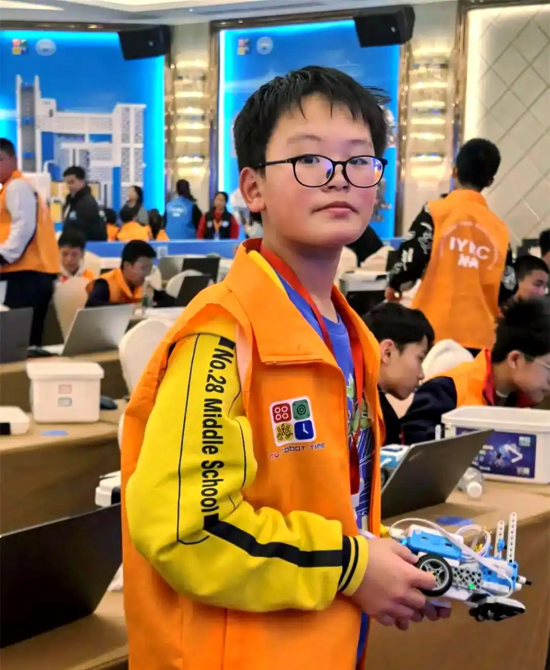 第十二届IYRC青少年数字创意机器人国际邀请赛_第二十八届全国青少年科技创新大赛获奖作品集_南昌市第二十八中学未来者科创社团