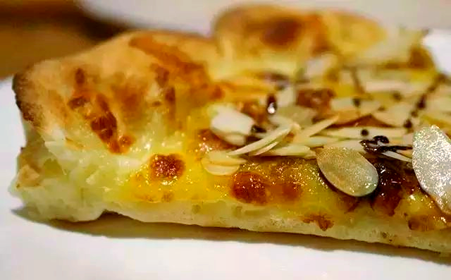 花城汇美食攻略:众多值得一试的餐厅,你不可错过!(图24) 大龙凤鸡煲特色菜_广州花城汇美食推荐_花城汇美食推荐