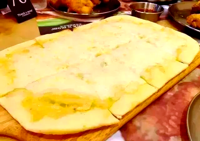 花城汇美食攻略:众多值得一试的餐厅,你不可错过!(图29) 大龙凤鸡煲特色菜_花城汇美食推荐_广州花城汇美食推荐