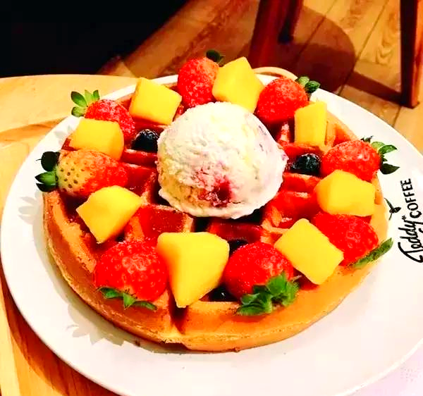 花城汇美食攻略:众多值得一试的餐厅,你不可错过!(图34) 花城汇美食推荐_广州花城汇美食推荐_大龙凤鸡煲特色菜