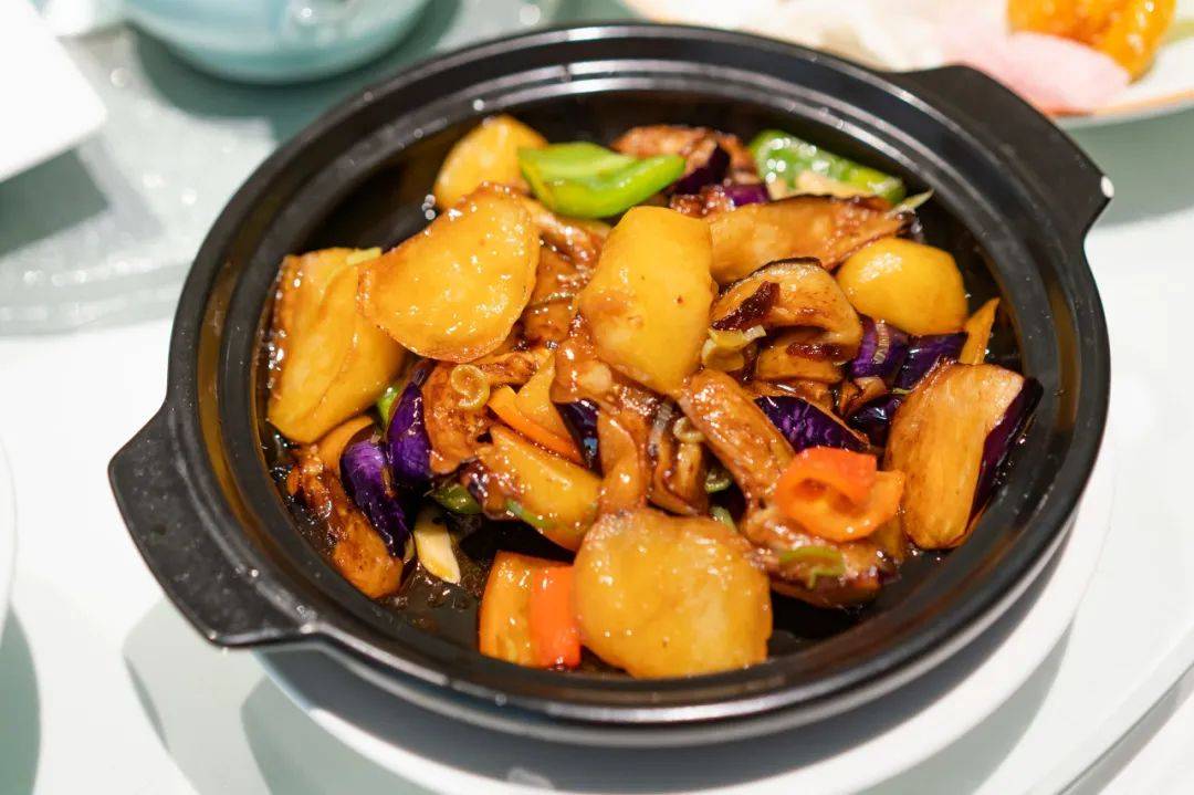 东北菜,八大菜系在逃笨蛋(图16) 东北菜特色菜_地方菜系_东北菜混血基因