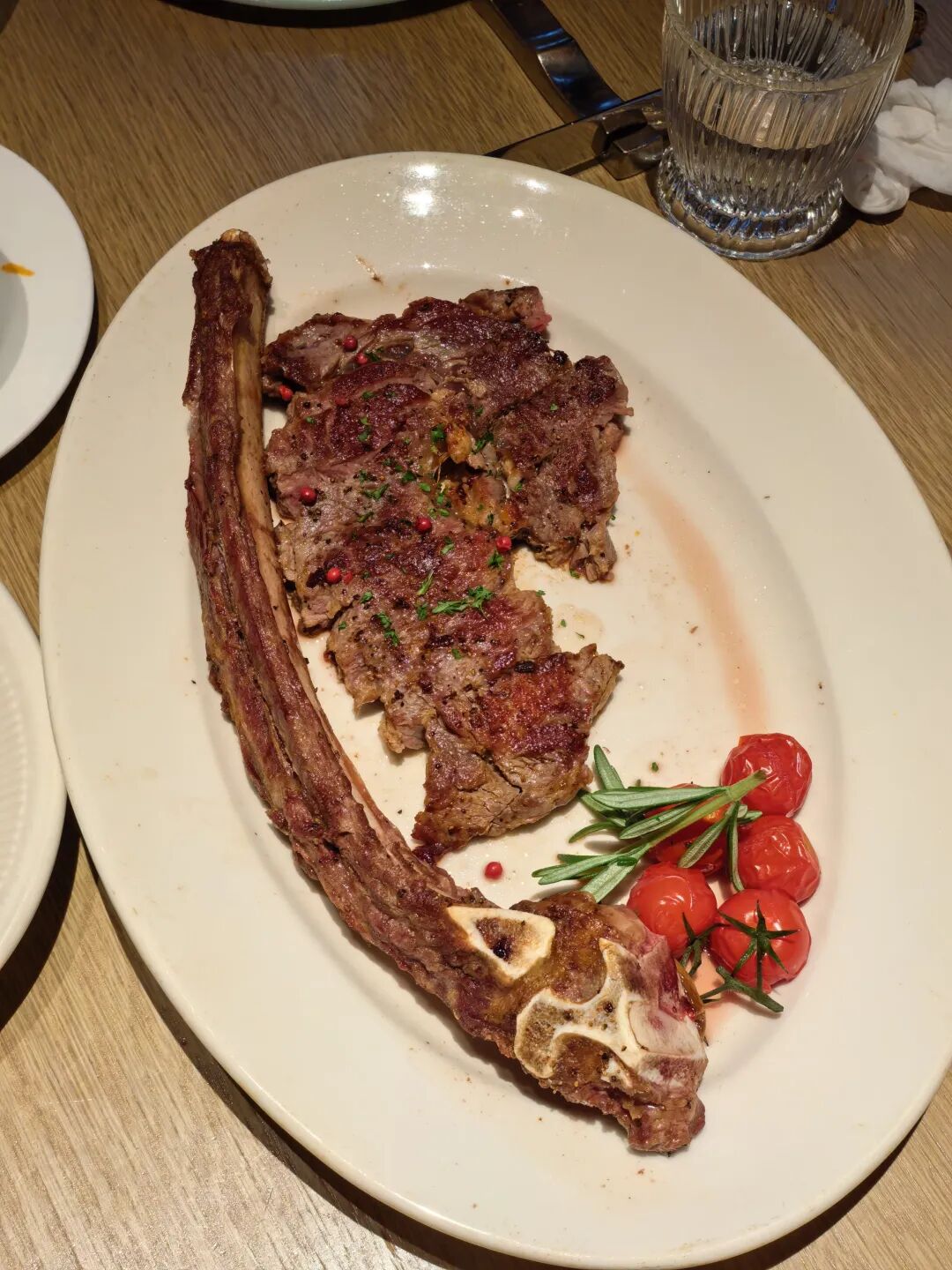 哈尔滨老字号特色餐厅_哈尔滨民间特色美食小吃_暑假东北避暑美食