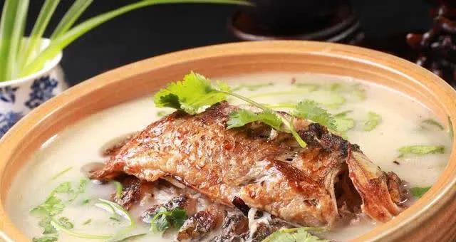 哈尔滨最出名的4道名菜,全是大“硬菜”,你都吃过几道呢(图3) 哈尔滨民间特色美食小吃_锅包肉非遗传承_哈尔滨气泡锅包肉