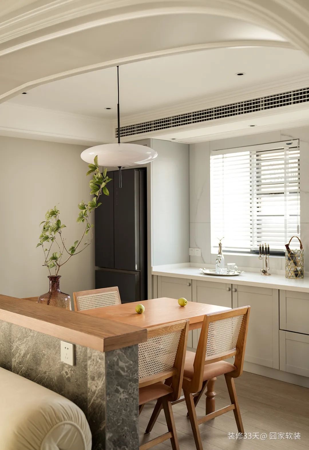 老房改造设计_跃层式楼梯 装修_莫兰迪色系装修案例