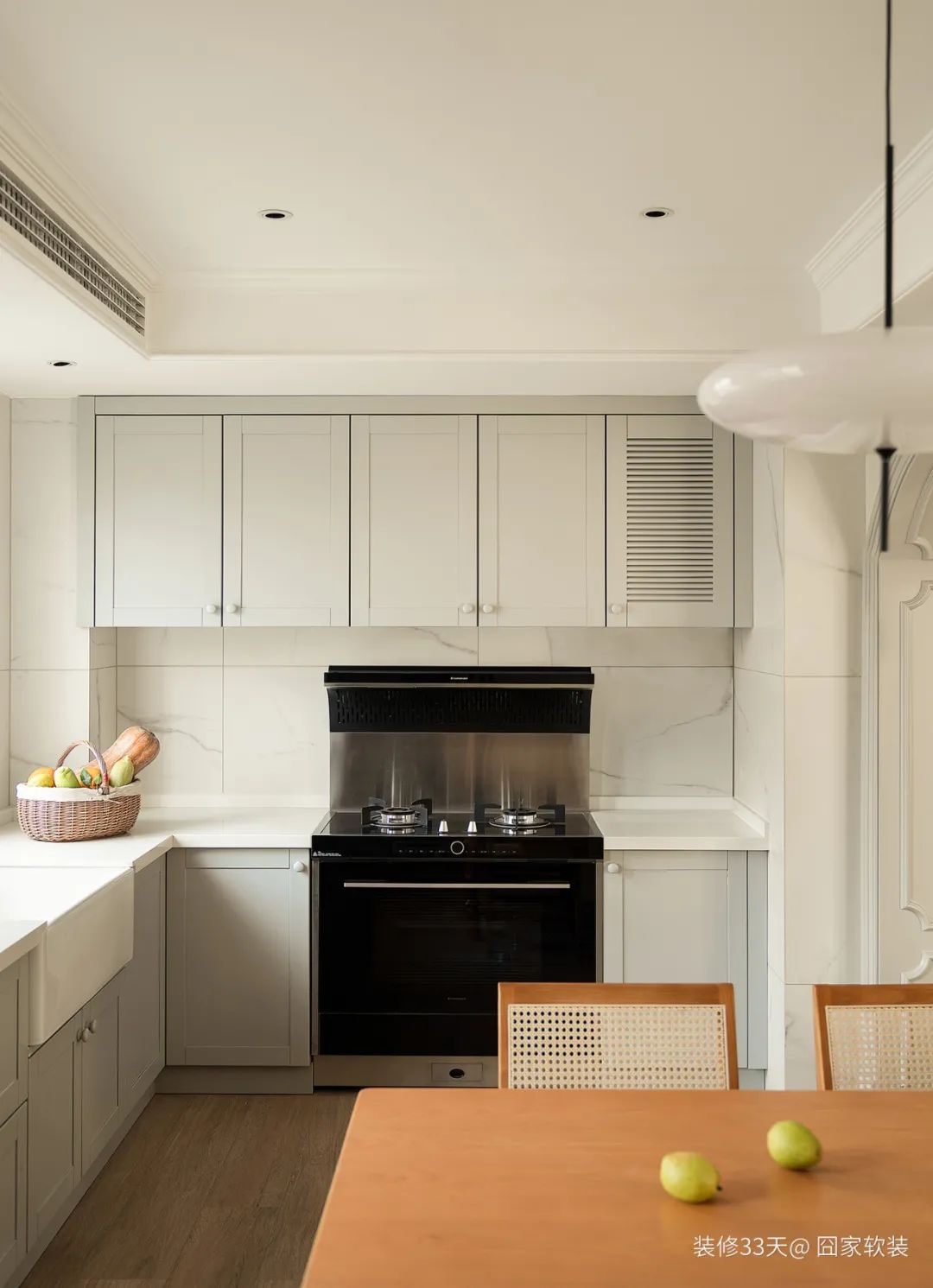 老房改造设计_莫兰迪色系装修案例_跃层式楼梯 装修