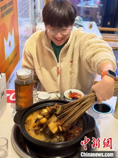 韩国博主的中国美食日记:品味蕾与文化双重盛宴(图2) 搜狐吃货自媒体_韩国博主中国美食探店_中韩文化交流美食视频