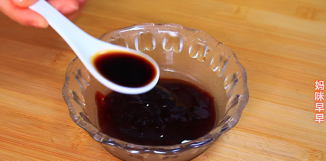 在家做一些简单的零食_在家做零食 烤豆皮 葱花酥饼