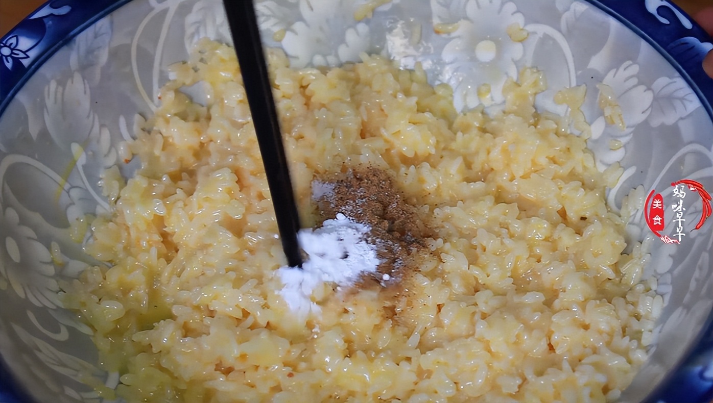 在家做一些简单的零食_在家做零食 烤豆皮 葱花酥饼