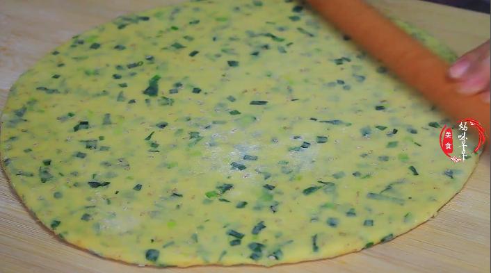 在家做零食 烤豆皮 葱花酥饼_在家做一些简单的零食