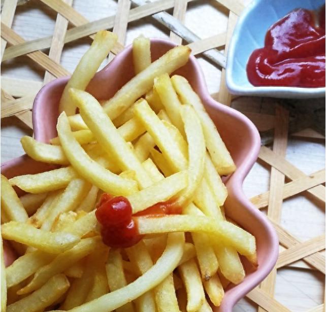 可乐鸡翅制作方法_炸薯条做法_在家做一些简单的零食