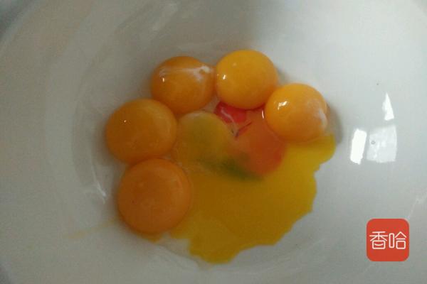 在家做一些简单的零食_自制芝麻桃酥食谱_健康零食做法分享