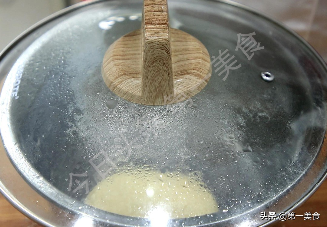 在家做一些简单的零食_自制小零食做法_梅花酥制作教程