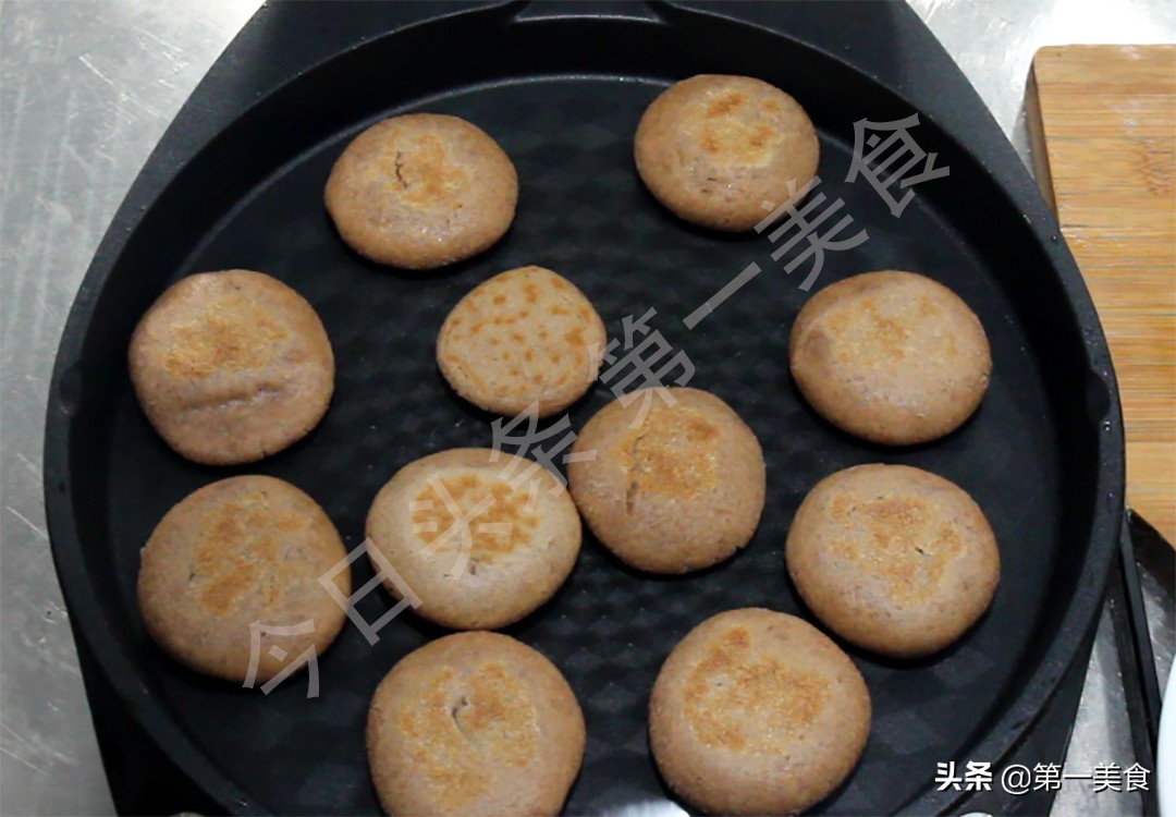 梅花酥制作教程_在家做一些简单的零食_自制小零食做法