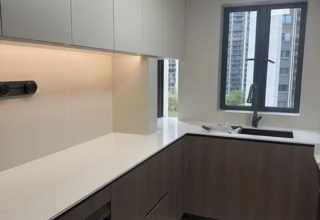 后80装修队客户满意度_成都后80装修队_成都服装店装修公司