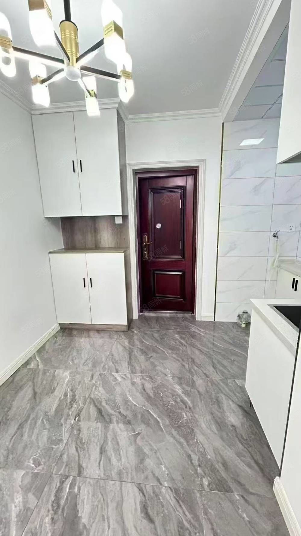 铁安里小区 南向 精装 五楼不顶 告别租房 市中心位置