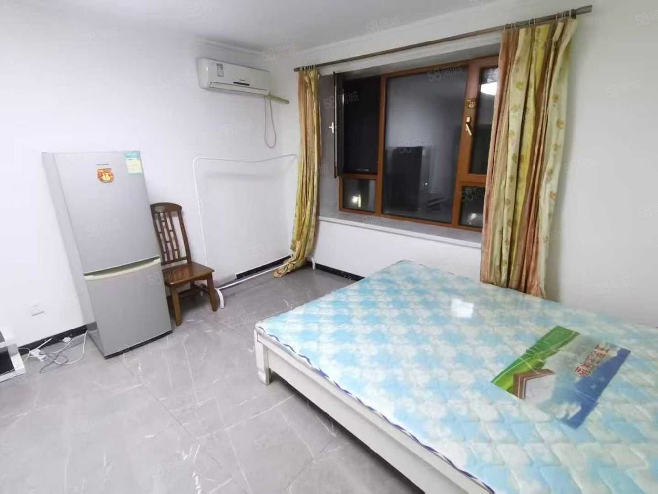 租房月付上海路财富广场百货大楼大东门附属医院中心医院附近四楼