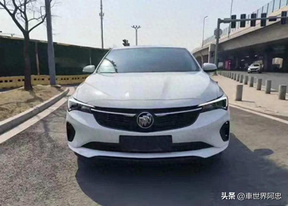 全新君越为什么大降价_2025年8月燃油轿车降价排行榜_捷豹XEL降价幅度分析