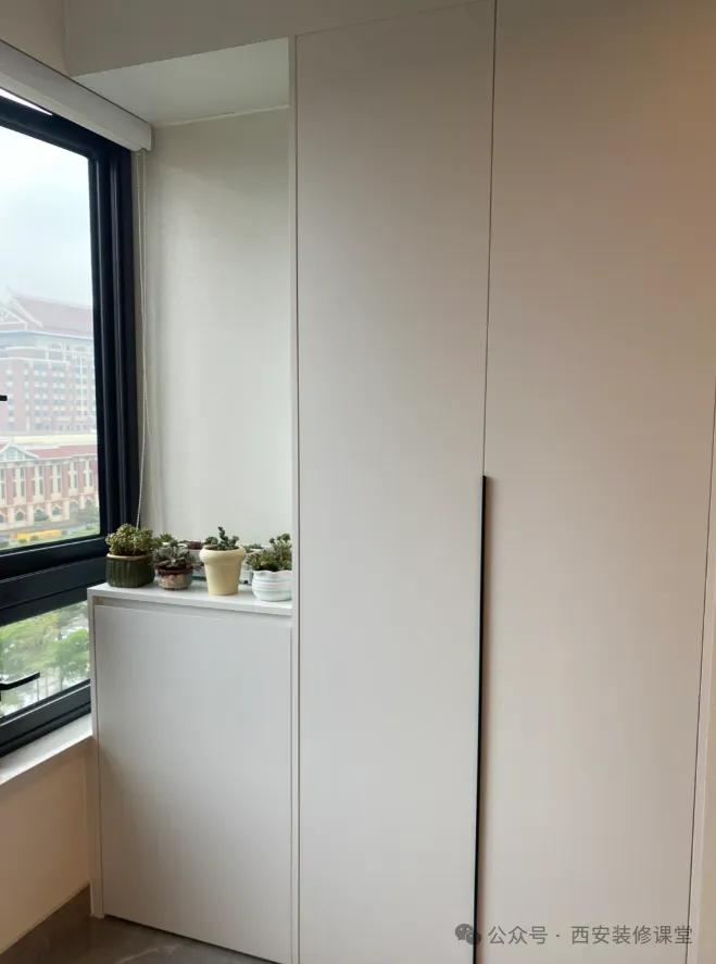 阳台就做个储物柜,都能翻车不断(图16) 淘宝网阳台储物柜_阳台定制又翻车了_装修翻车错误专题