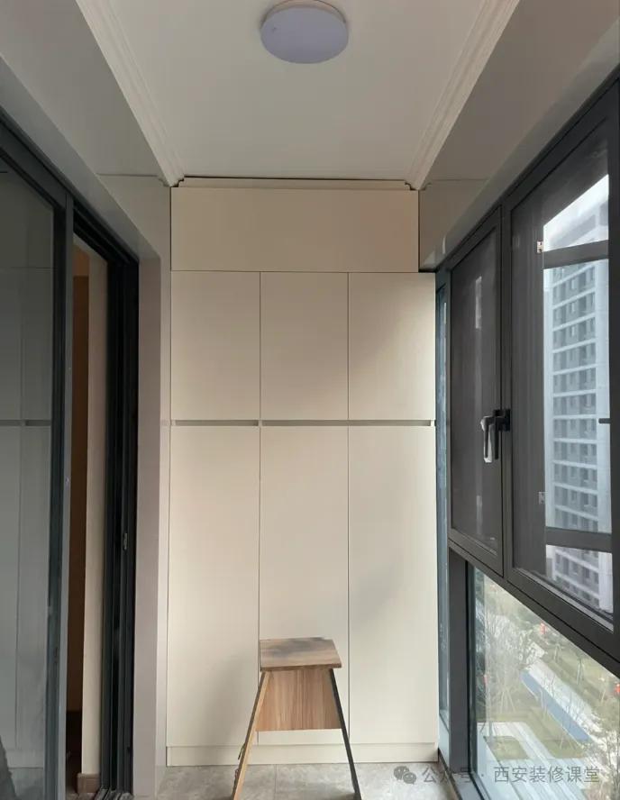 阳台就做个储物柜,都能翻车不断(图17) 阳台定制又翻车了_装修翻车错误专题_淘宝网阳台储物柜