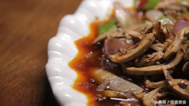 上海香香川菜电话_河南淮北街地道川菜馆_小四川碗碗香毛血旺